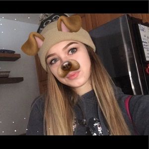 Meet your Posher, Mackenzie